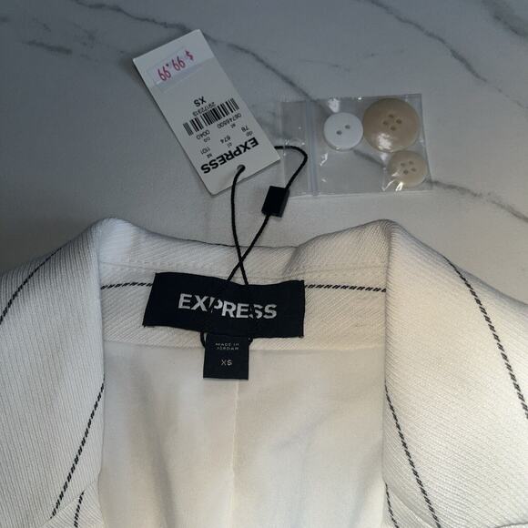 NEW EXPRESS $198 White Black Stripe Linen Blend Double Breasted Blazer Size XS - Picture 2 of 13